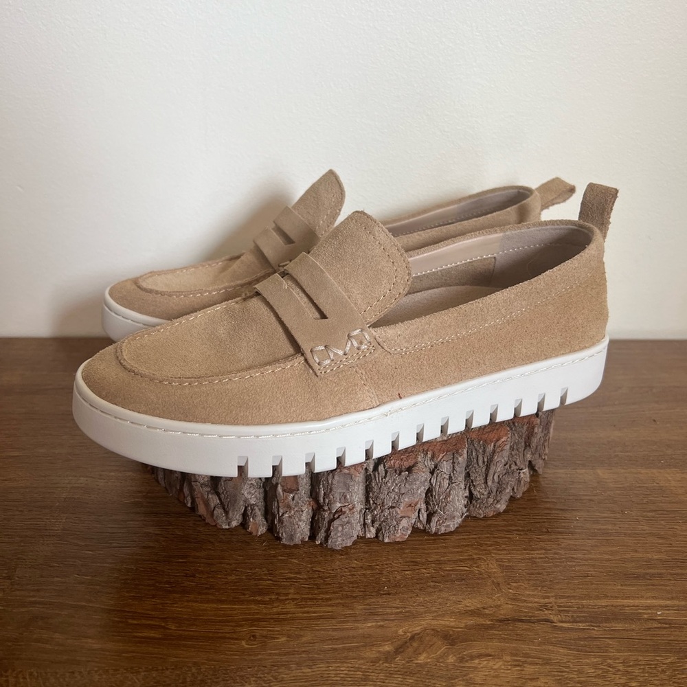 Vionic Uptown Loafer Packable Travel Shoe with Box